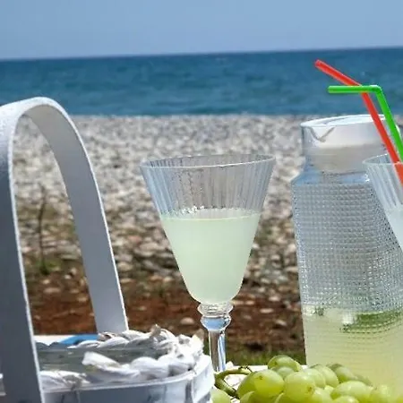 Διαμέρισμα By The Sea *